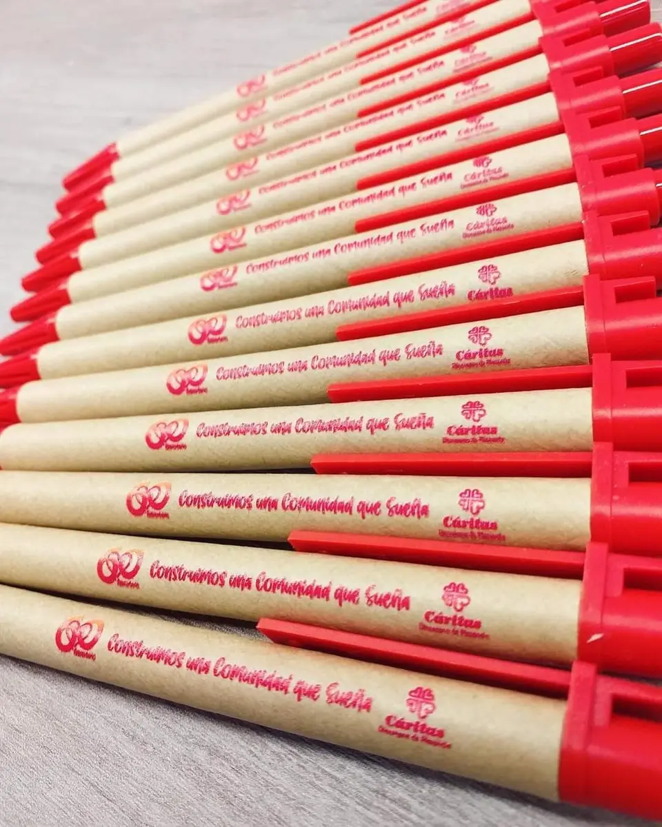 Bolígrafos personalizados para una campaña solidaria