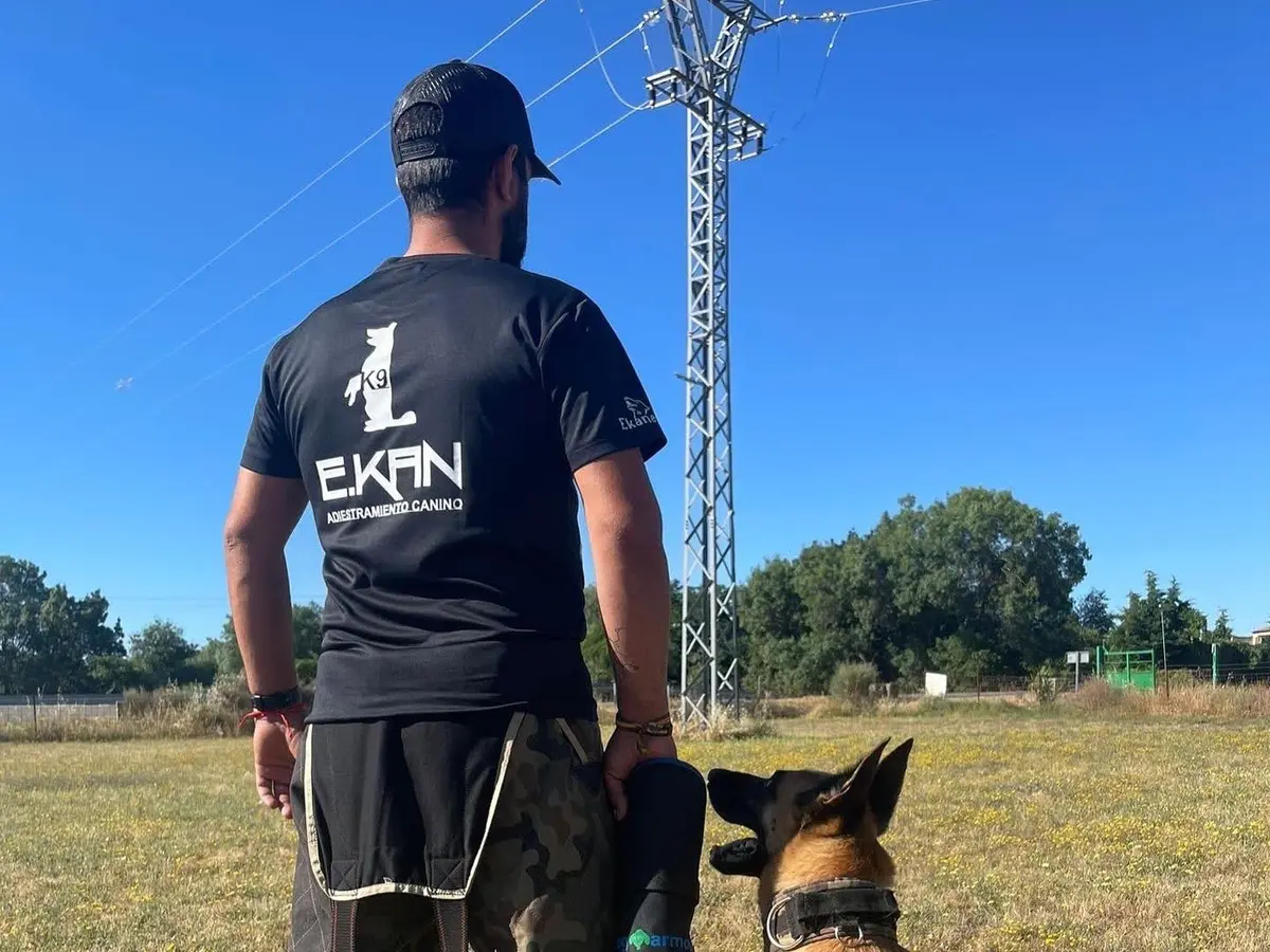Camiseta de trabajo personalizada para E.KAN